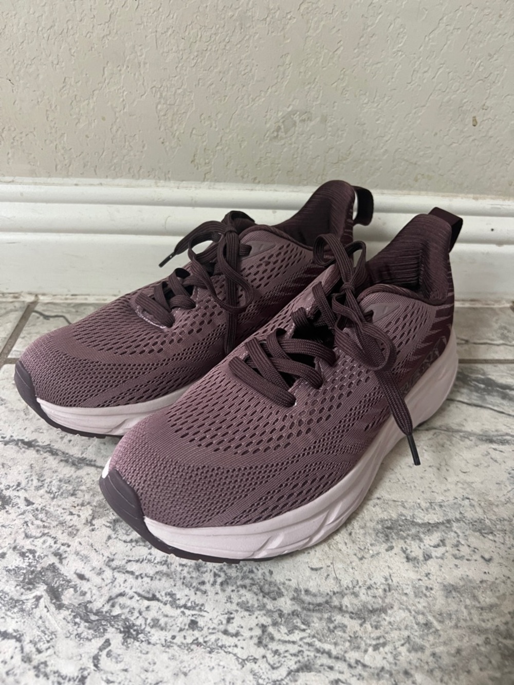 Reebok Women's Mauve Athletic Lace-Up Sneakers